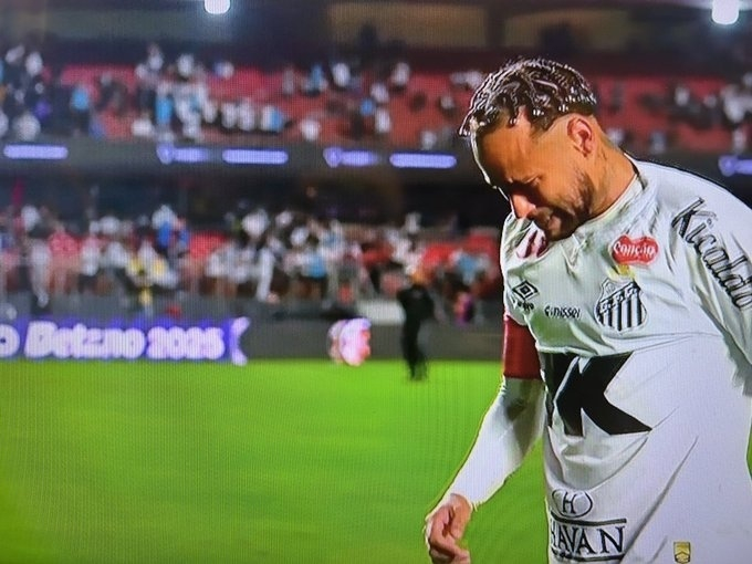 关于马竞险胜波尔图，内马尔乌龙送礼世界杯的信息